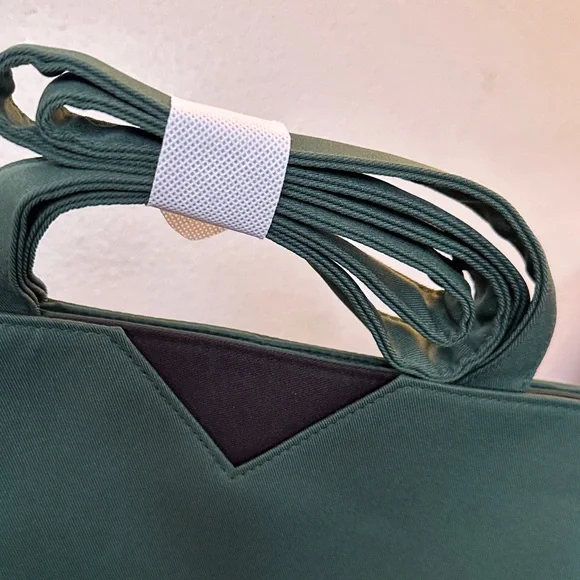 PRADA Beauty Forest Green Tote Bag with Strap & Dust Bag NEW!! - Picture 4 of 16